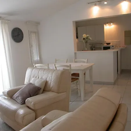 La Madeleine Apartmanhotel 3*